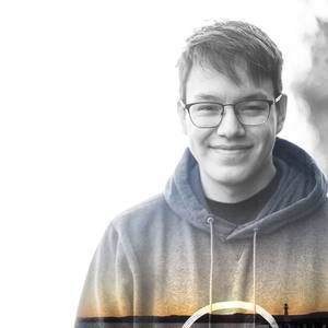 Meet your Posher, Clark